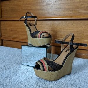 Charlotte Russe Faux Snakeskin Wedges Size 6
